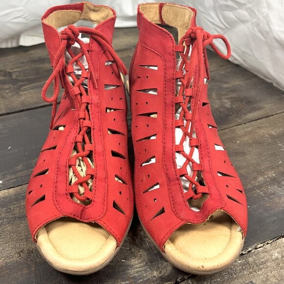 Earth Kristen Wide Women's 11D Bright Red Soft Nubuck Heeled Sandals - Picture 1 of 6